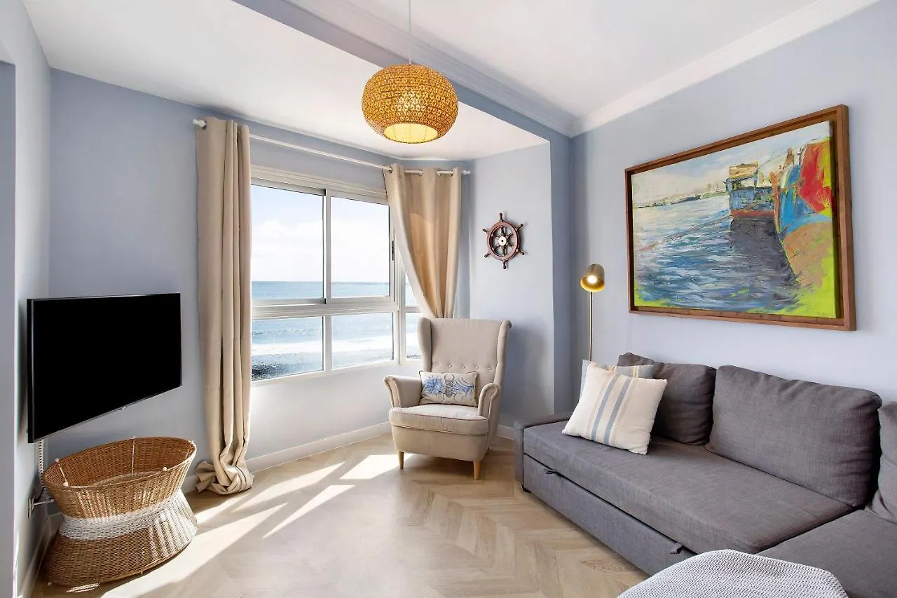 Ocean Side Arinaga Apartment